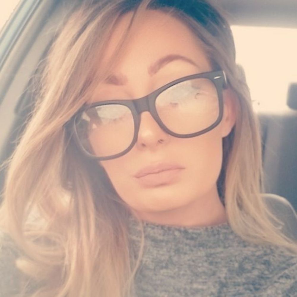 Meet your Posher, Melissa